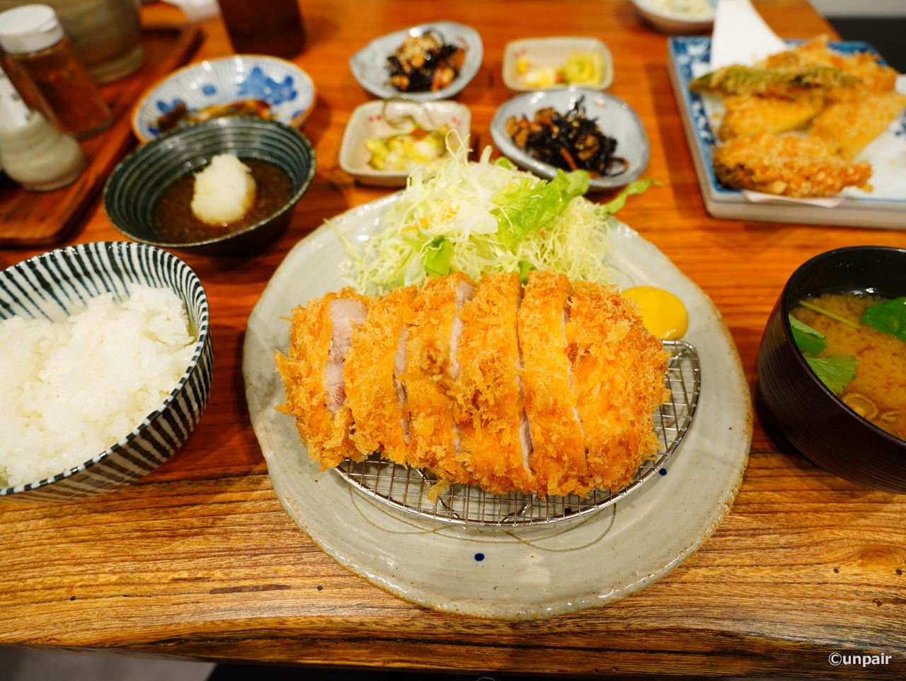 ロースかつ定食